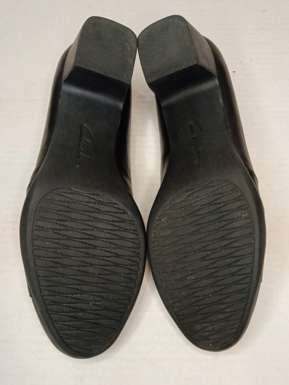 Clarks Artisan Rosalyn Belle Black Leather Pumps Women’s Size 9M - Picture 7 of 11